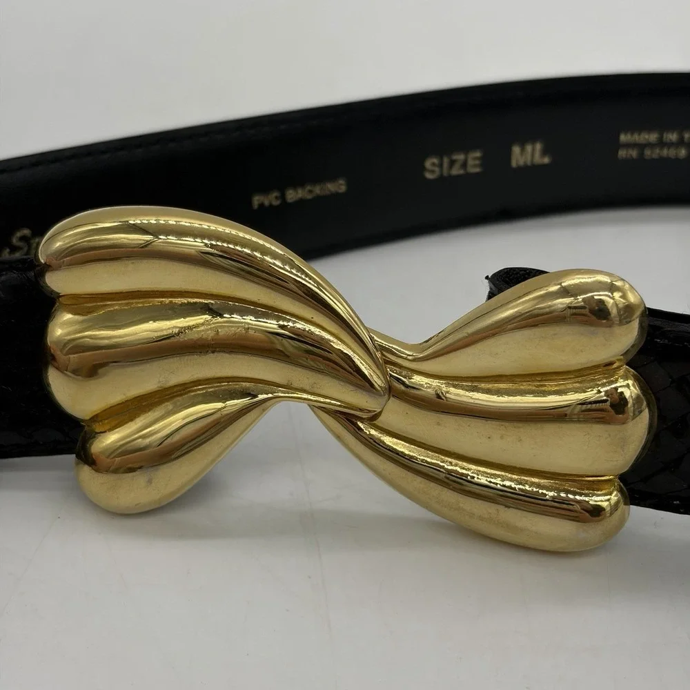 Vintage 80's Womens M/L Belt Black Genuine Snakeskin Sculptural Gold Tone Buckle